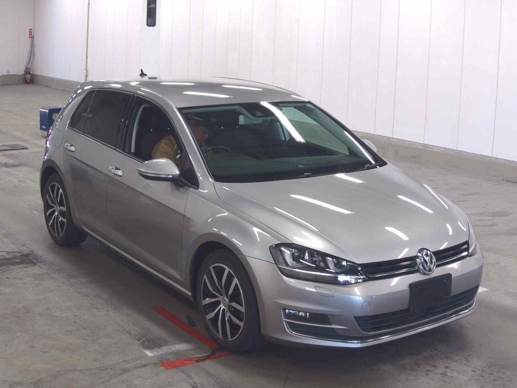 Volkswagen Golf TSI HIGH LINE