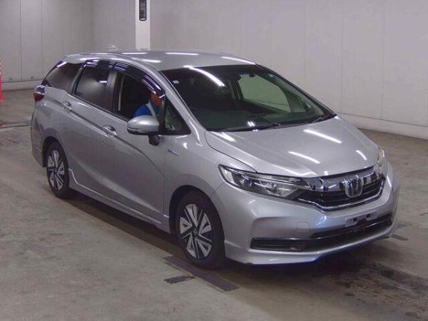 Honda Shuttle HYBRID HONDA SENSING