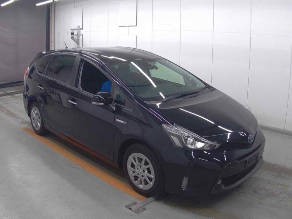 Toyota Prius ALPHA S TUNE BLACK 2