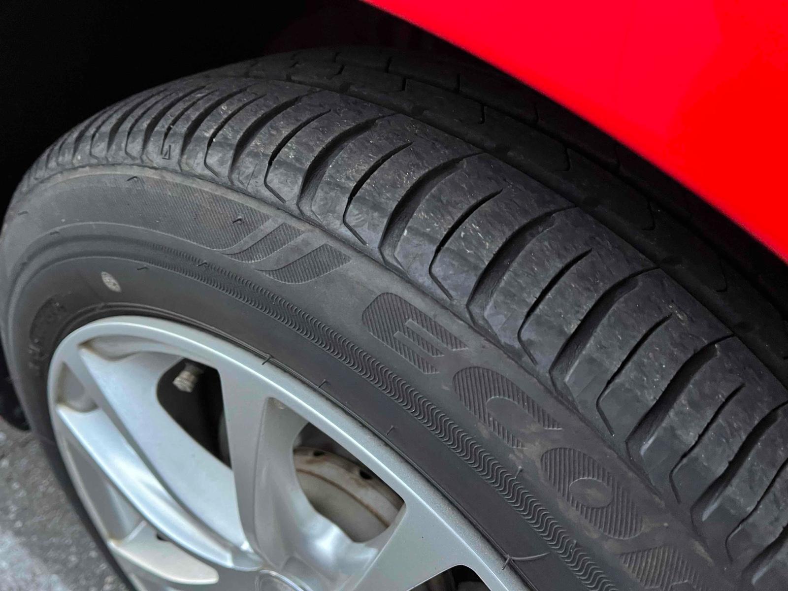 Volkswagen Polo TSI COMFORT LB TECH