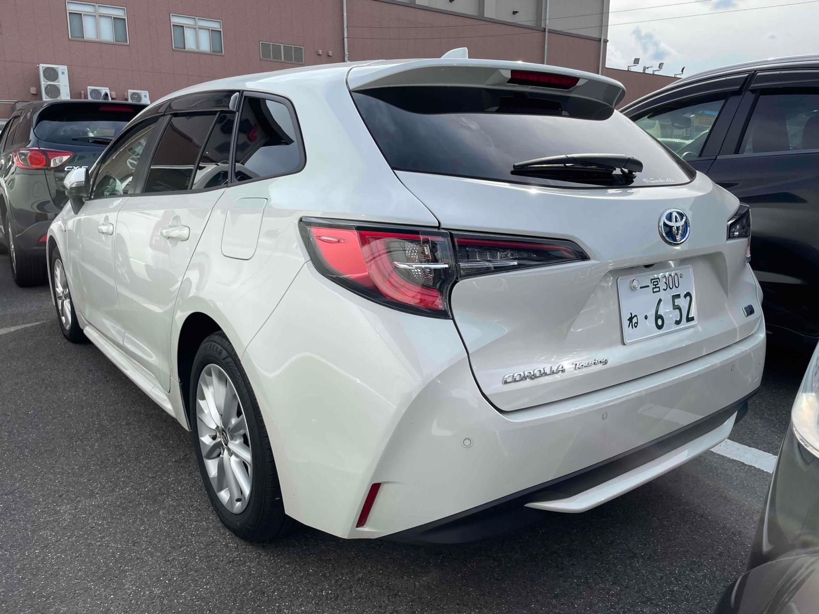 Toyota Corolla  TOURING TOURING HYBRID SE FOUR