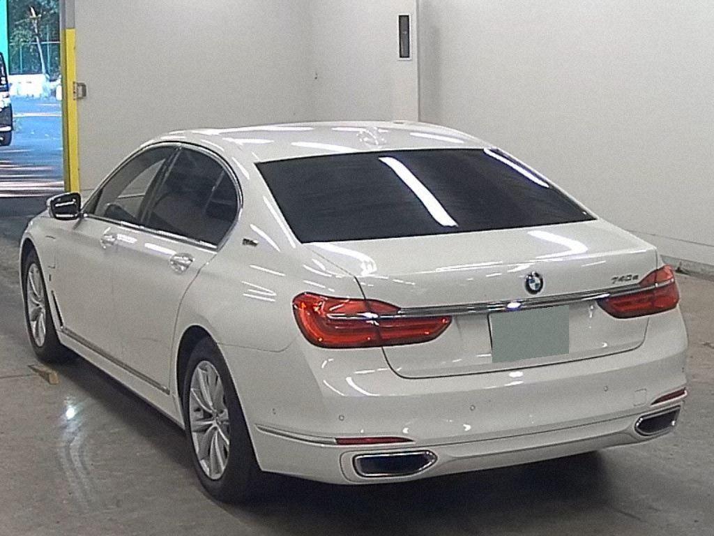 BMW 7 Series 740E PHEV