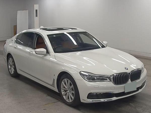 BMW 7 Series 740E PHEV