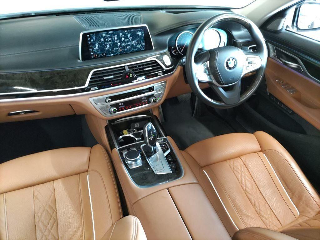 BMW 7 Series 740E PHEV