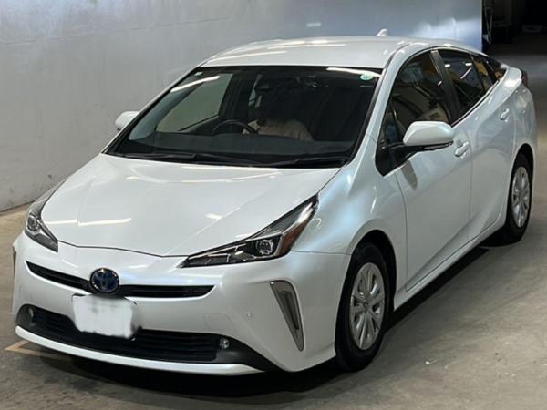 Toyota Prius S SAFETY PLUS .
