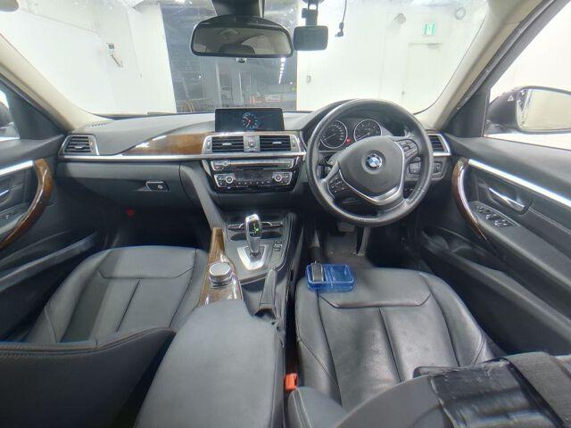 BMW 3 Series 4d 320D