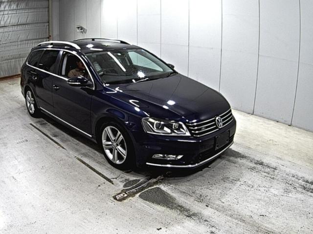 Volkswagen PASSAT VARIANT R LINE EDITION