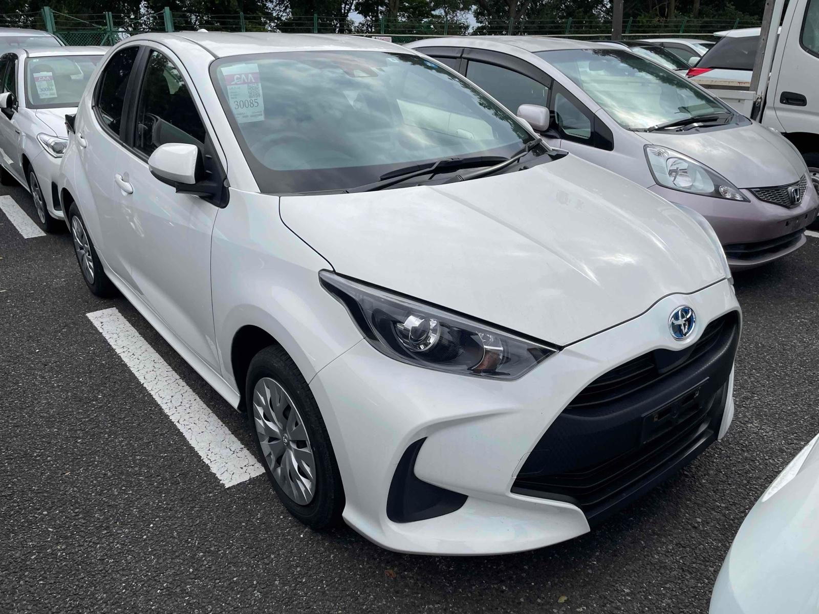 Toyota Yaris HYBRID X 4WD