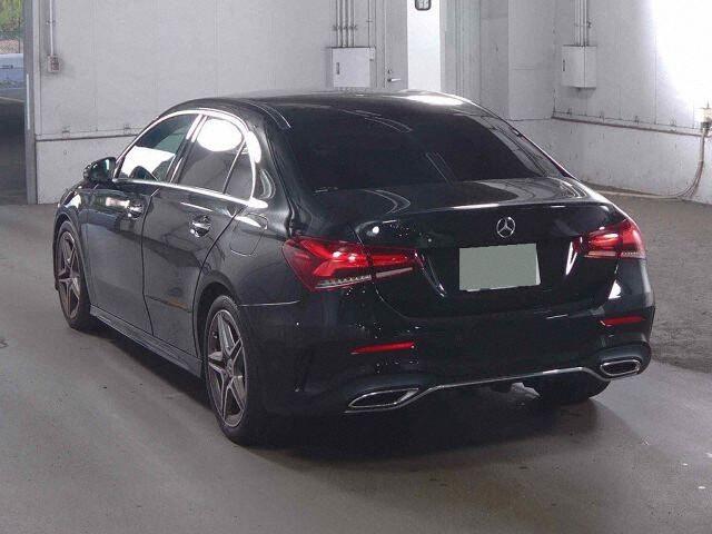 Mercedes-Benz A-class Sedan A200D SEDAN AMG LINE