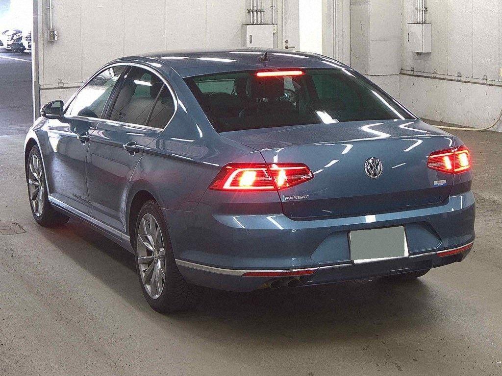 Volkswagen Passat TDI HIGH LINE