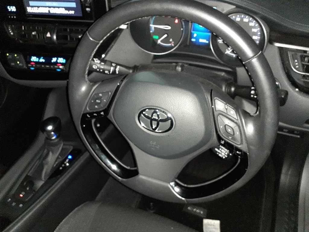 Toyota C-HR S