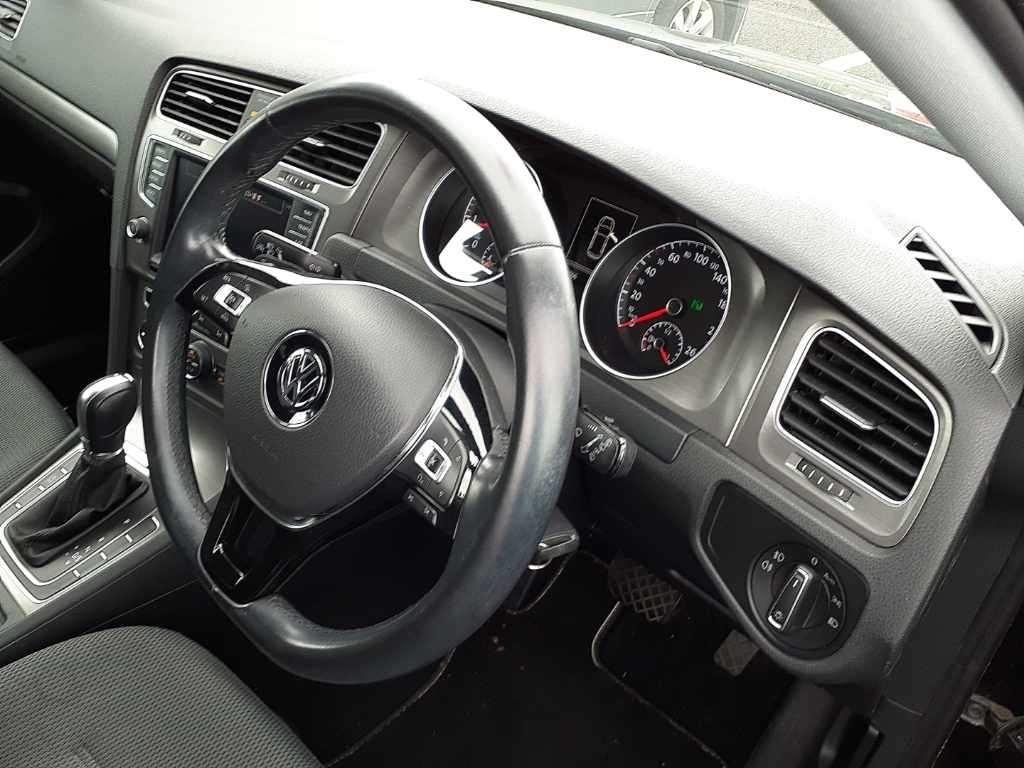 Volkswagen Golf TSI COMFORT LINE