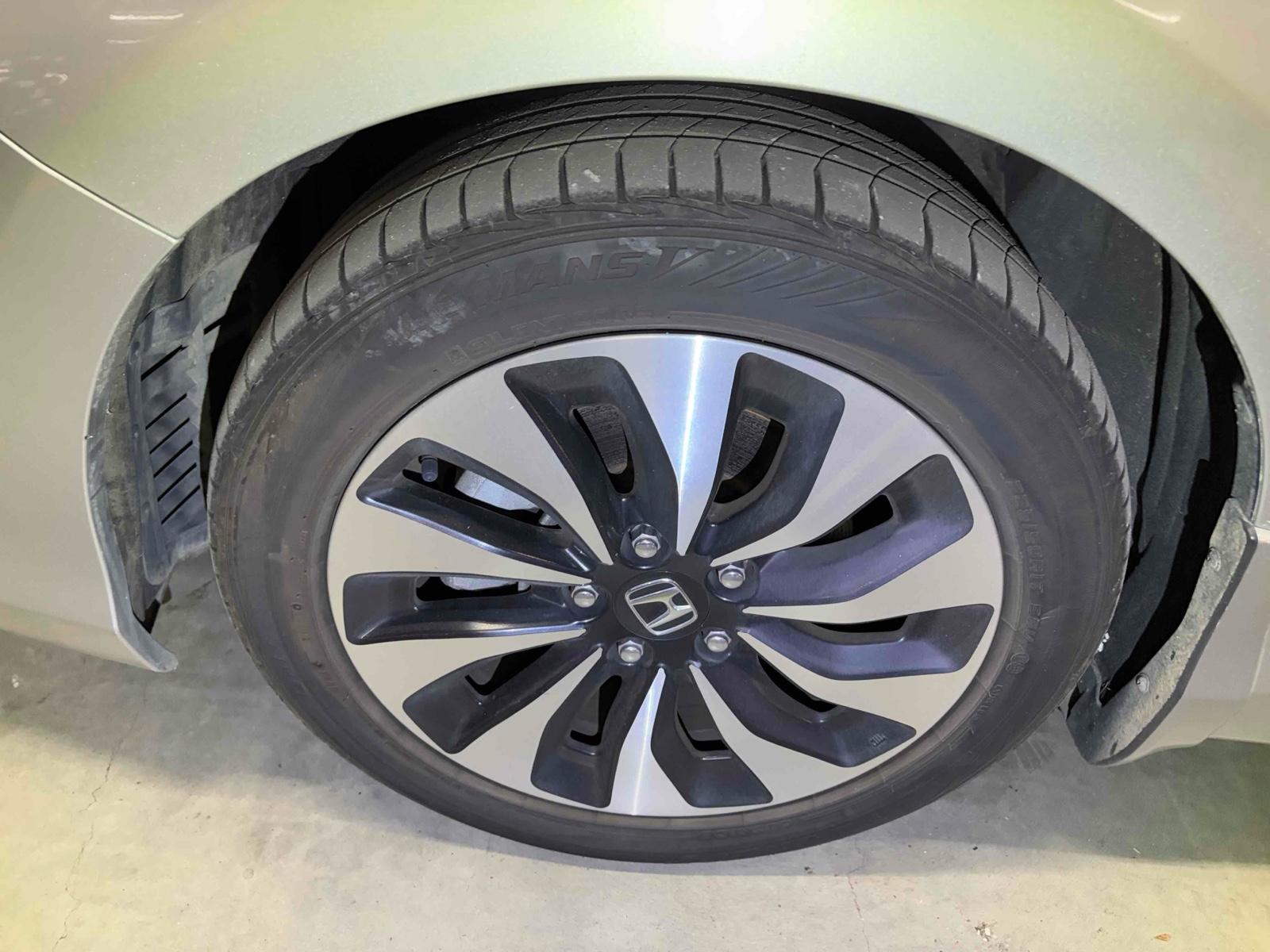 Honda Accord HYBRID LX