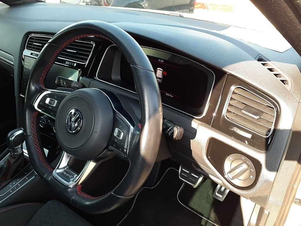 Volkswagen Golf Gti PERFORMANCE