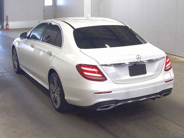 Mercedes-Benz E-class 4d E350E AVANTGARDE SPORTS