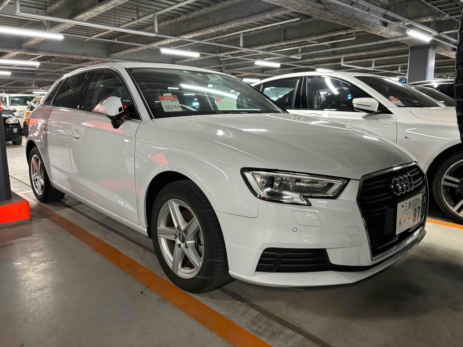 Audi A3 SPORT B30TFSI