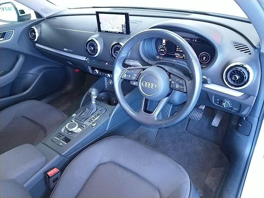 Audi A3 SPORT B30TFSI