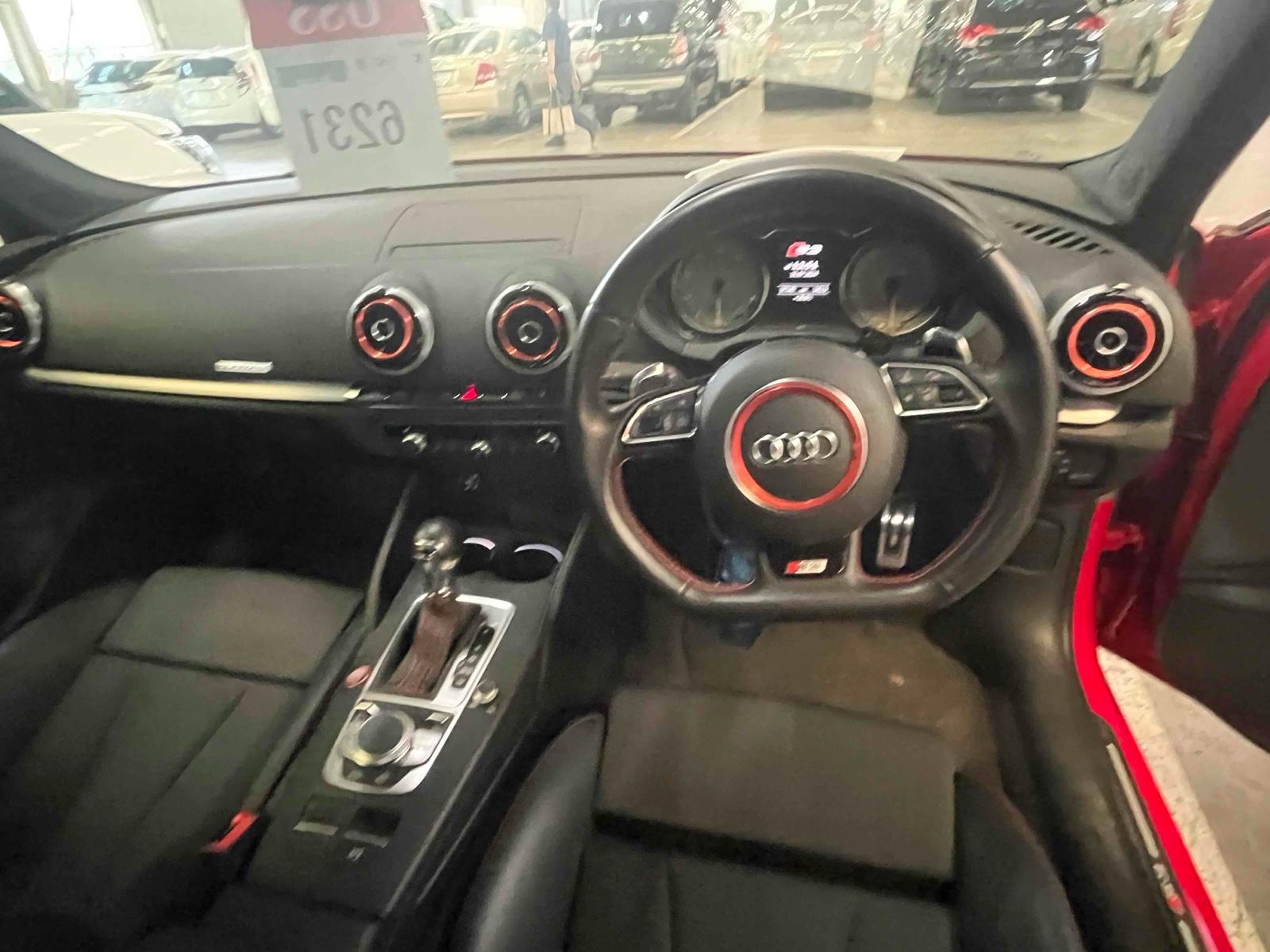 Audi S3 5D 4WD SPORTS BACK