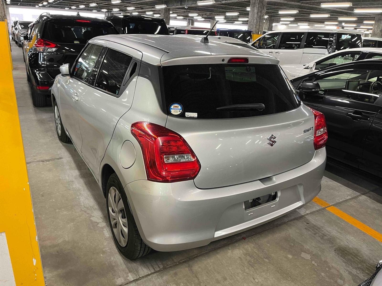 Suzuki Swift 5D XG LIMITED