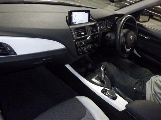 BMW 1 Series 5d 118D STYLE