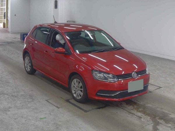 Volkswagen POLO 5D TSI COMFORT LINE