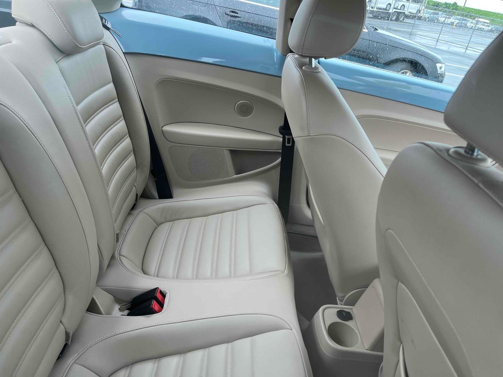 Volkswagen THE BEETLE DESIGN LEATHER PACKAGE