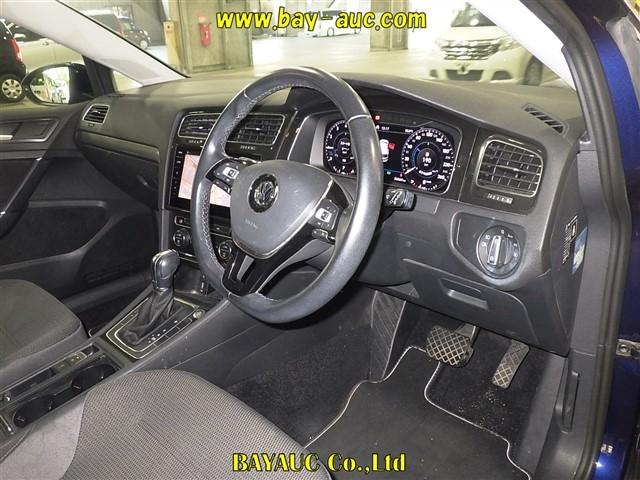 Volkswagen Golf TSIｺﾝﾌｫｰﾄﾗｲﾝ