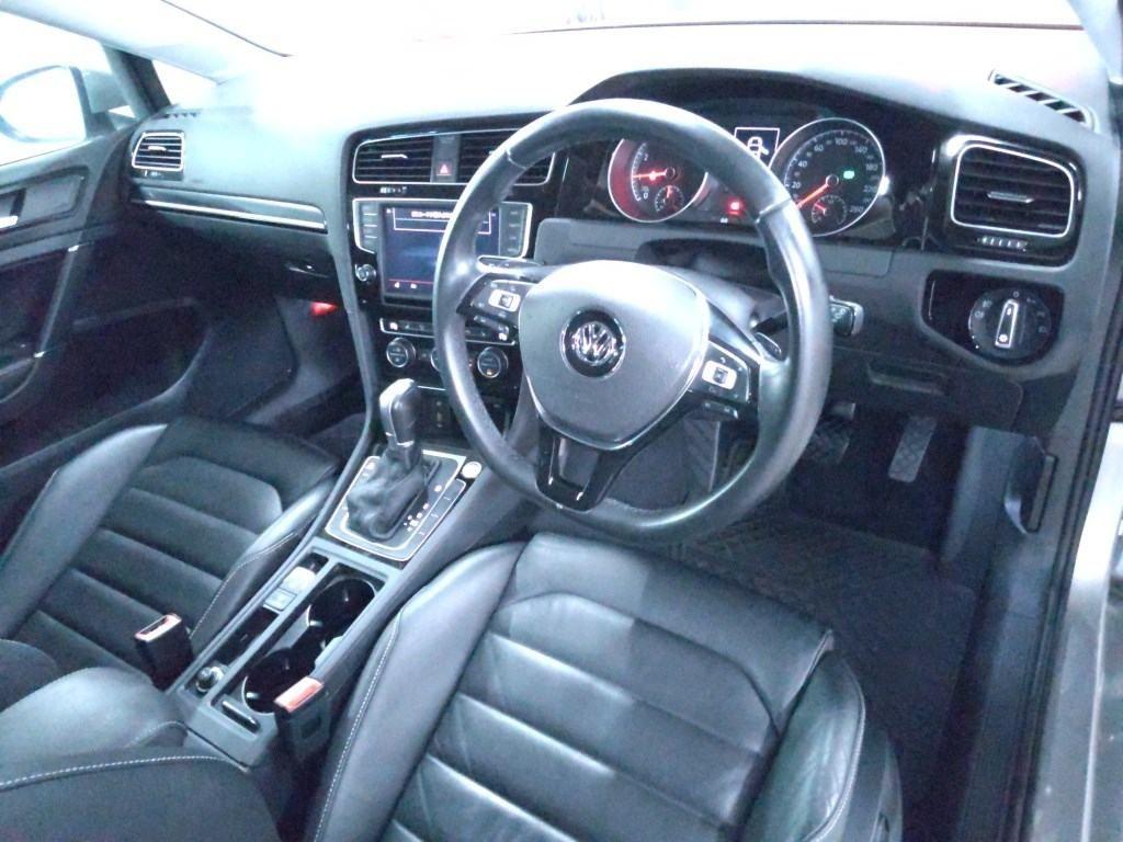 Volkswagen Golf 5d TSI HIGH LINE BLUEMOTION TECHN