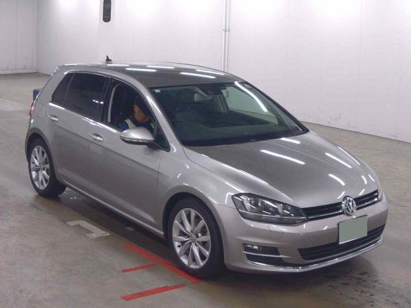 Volkswagen Golf 5d TSI HIGH LINE BLUEMOTION TECHN