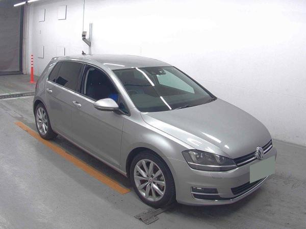 Volkswagen Golf TSI HIGH LINE