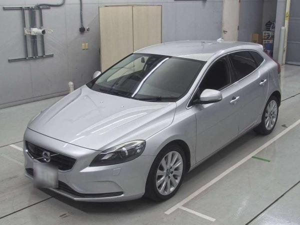 Volvo V40 1.6