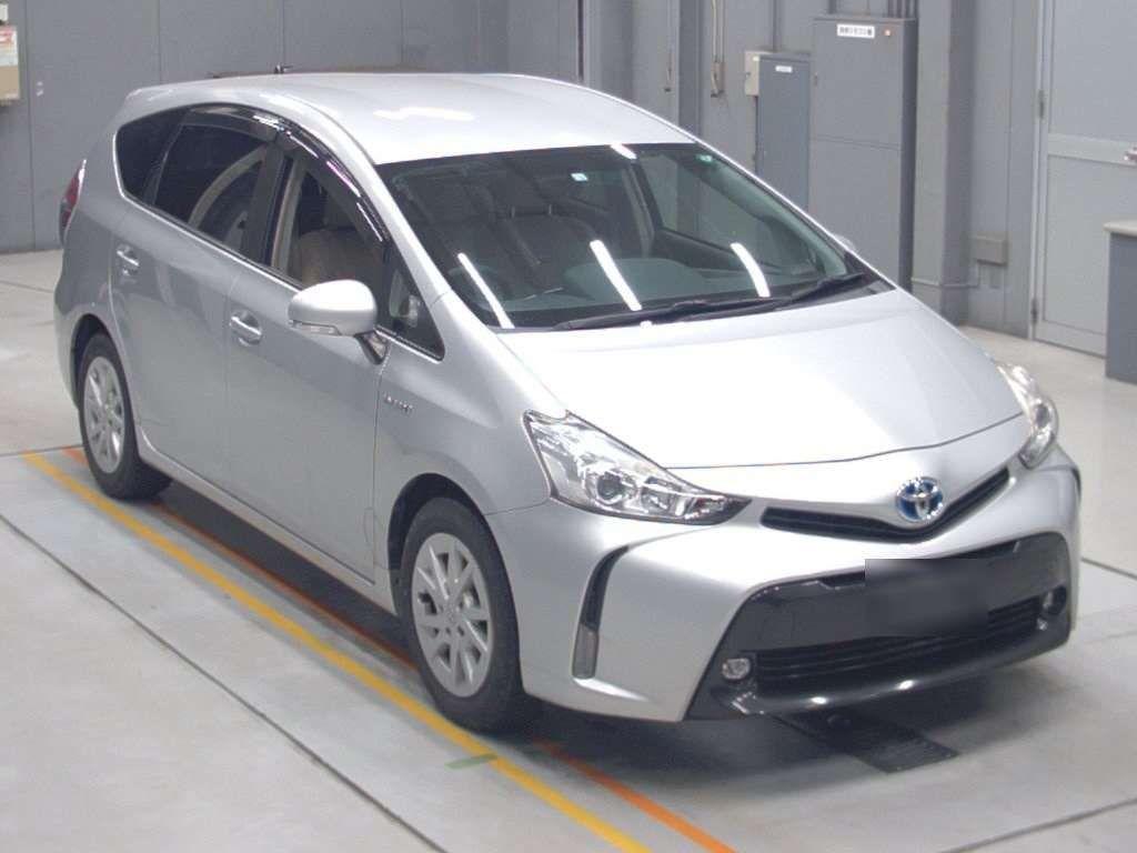 Toyota Prius ALPHA S