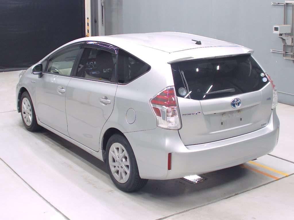 Toyota Prius ALPHA S