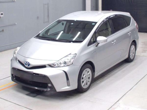 Toyota Prius ALPHA S