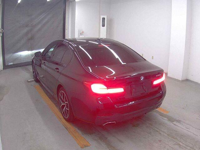 BMW 5 Series 4d 530E M-SPORT EDITION JOY+