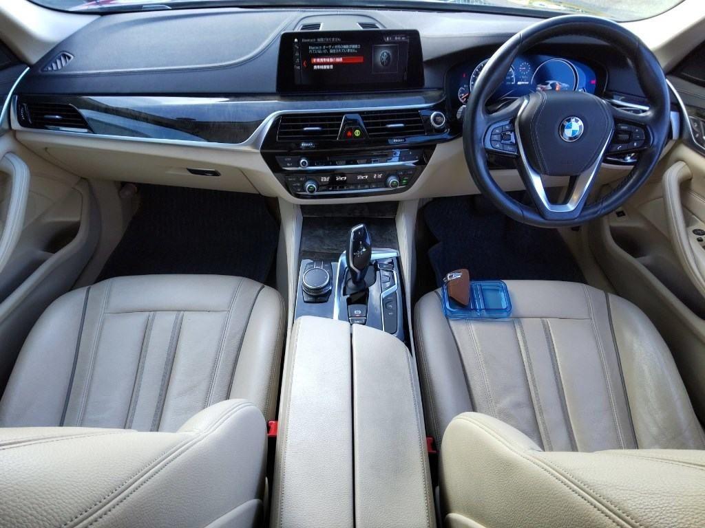 BMW 530 E RUG JIIPAF