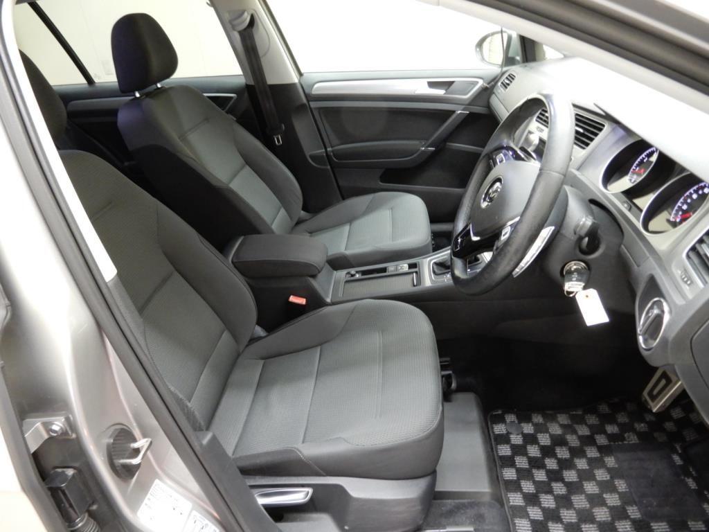 Volkswagen Golf TSI COMFORT LINE BMT