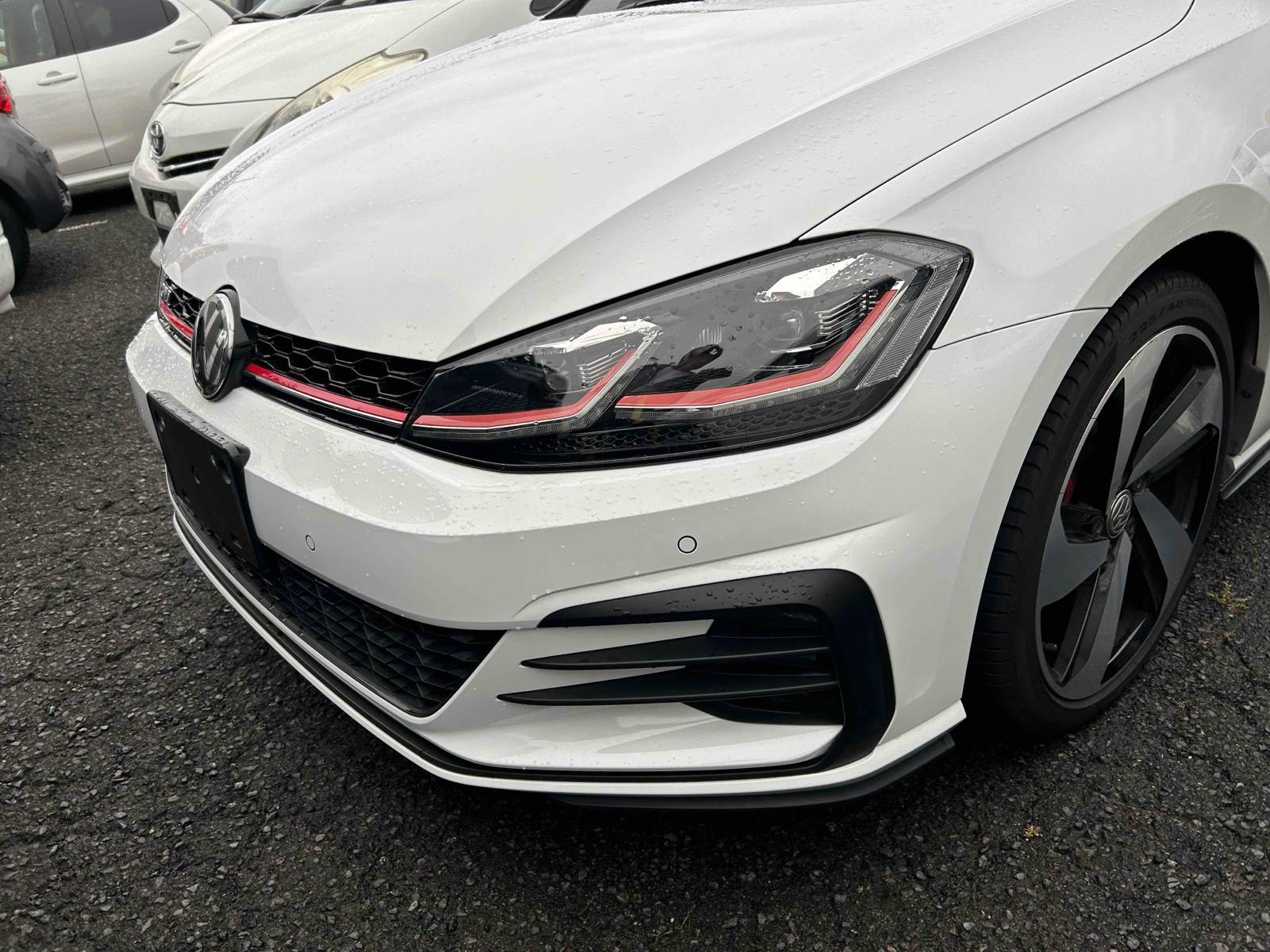 Volkswagen GOLF GTI DCC PACKAGE