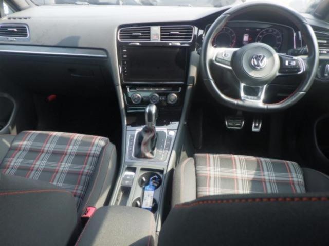 Volkswagen GOLF GTI DCC PACKAGE