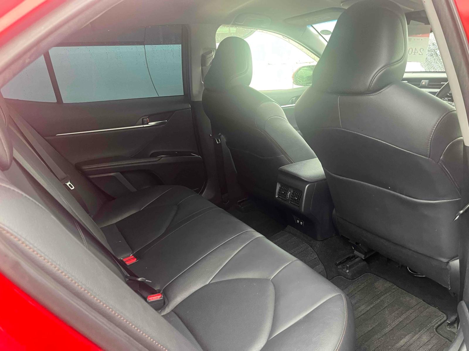 Toyota Camry G LEATHER PACKAGE