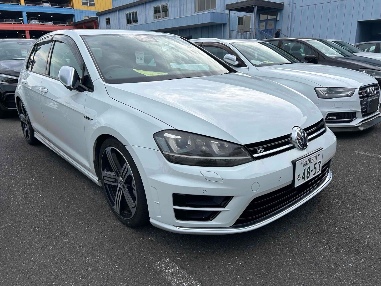 Volkswagen GOLF R 4WD BASE GRADE