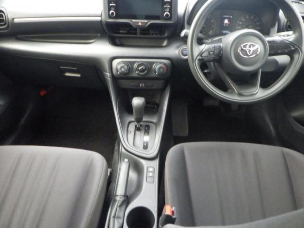 Toyota Yaris X