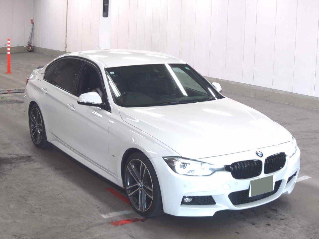 BMW 330E E M-SPORTS I-PEFORMANCE