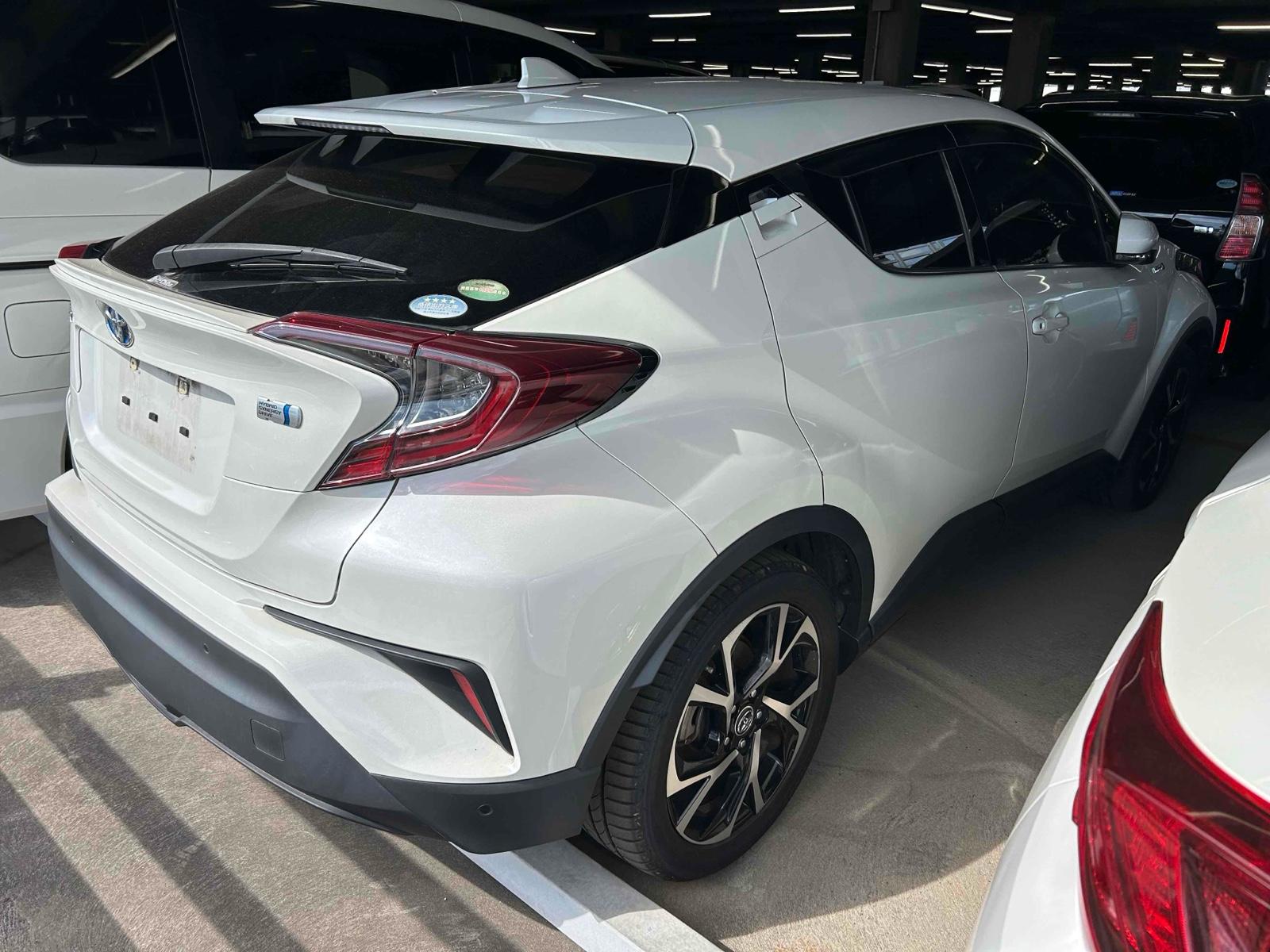 Toyota C-HR HYBRID G