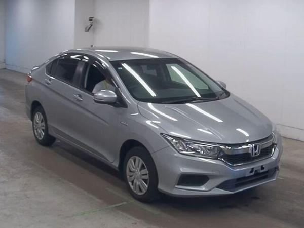 Honda Grace 4wd HYBRID DX