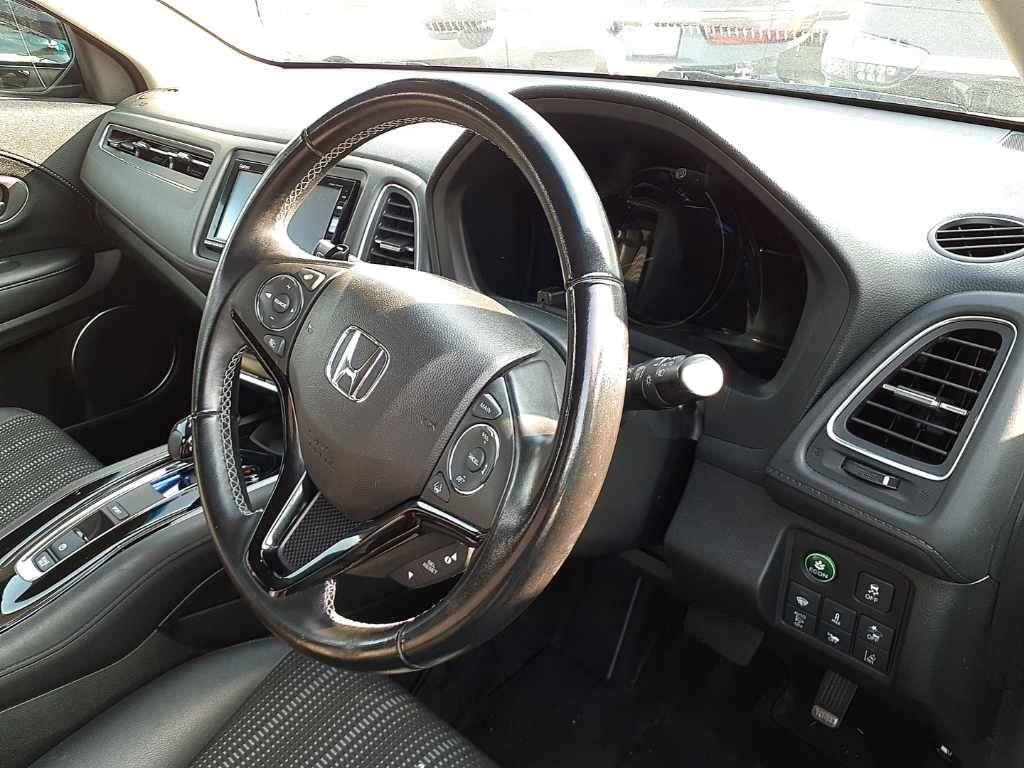 Honda VEZEL HYBRID Z HONDA SENSING