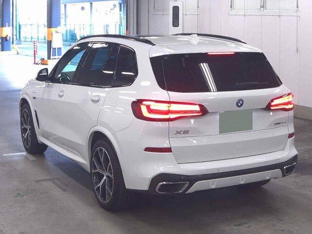 BMW X5 XDRIV45E M SPOILER