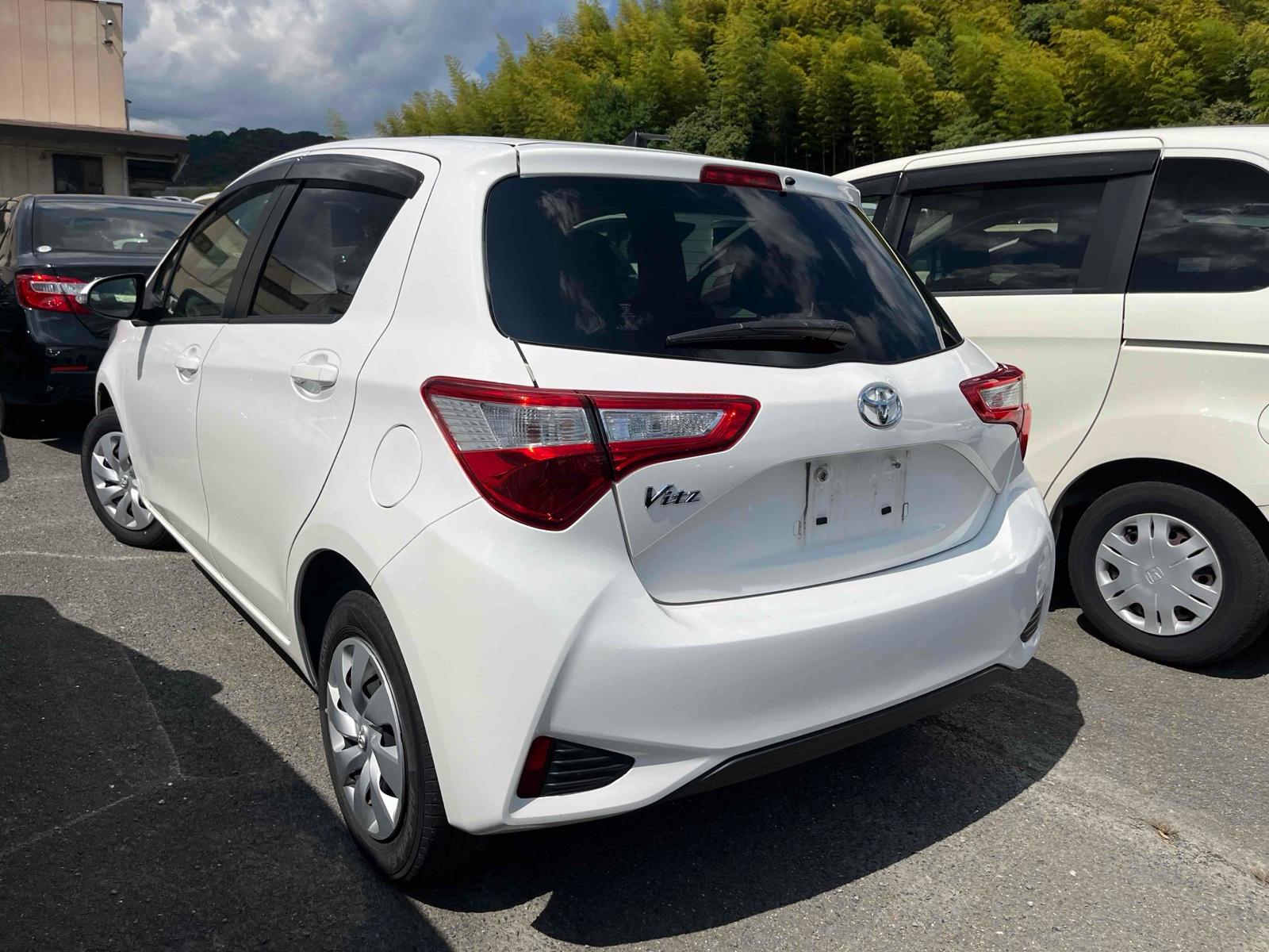 Toyota Vitz F