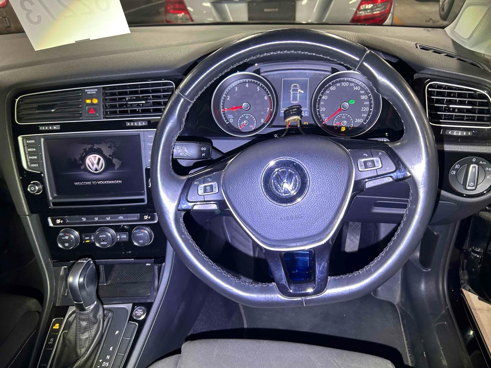 Volkswagen Golf TSI HIGH LINE