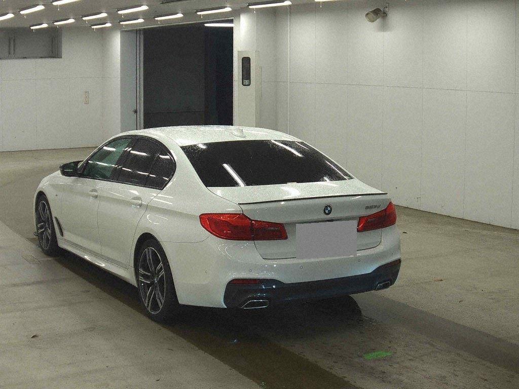 BMW 5 Series 4d 523D M-SPORT